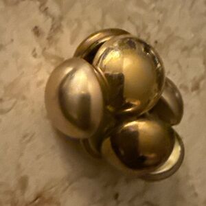 Vintage Buttons4 per set